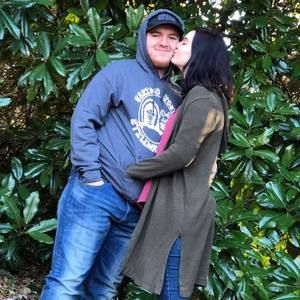 Meet your Posher, Caitlin